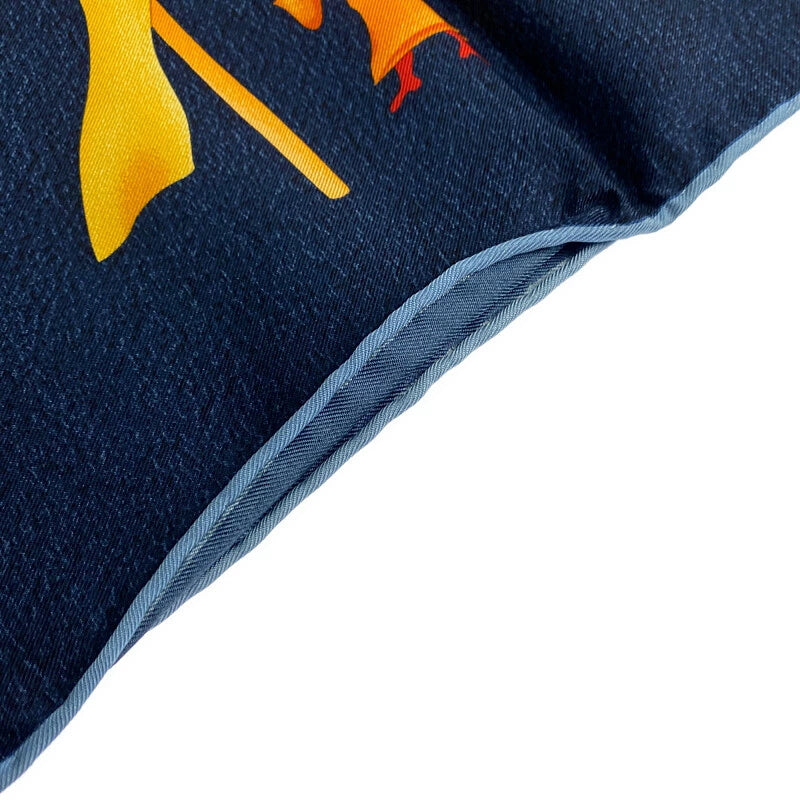 【LIFTる。景品】【中古】【レディース】 BVLGARI ブルガリ サーカスモチーフ シルクスカーフ イタリア製 183-221123-kk-21-min サイズ:約87×85cm カラー:ネイビー 万代Net店