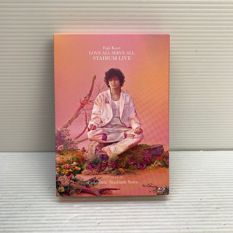 中古品】 藤井風 Fujii Kaze LOVE ALL SERVE ALL STADIUM LIVE [Blu