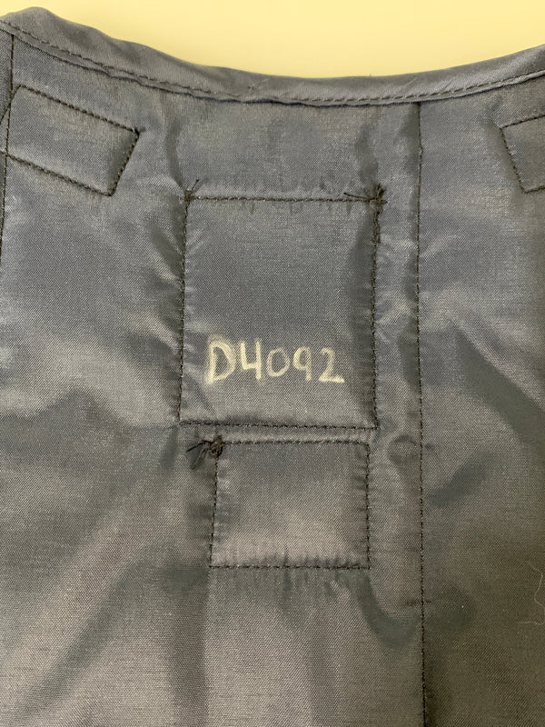 【中古品】【メンズ】 US.AIR FORCE アメリカ空軍 2230-VEST SPE1C1-19-D-1104 ベスト トップス 146-260617-yn-09-min サイズ:40R カラー:ネイビー 万代Net店