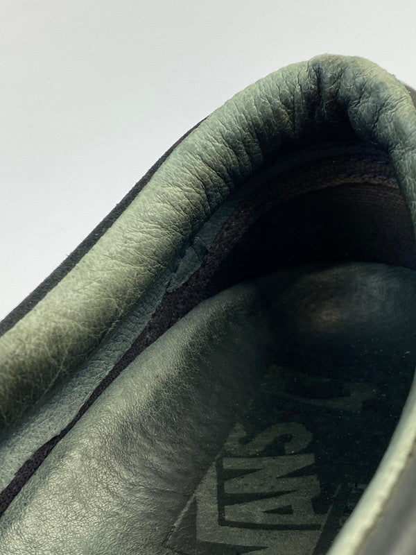 【現状渡し品】【メンズ】 VANS バンズ × ENGINEERED GARMENTS エンジニアドガーメンツ CLASSIC SLIP-ON クラシック スリッポン メンズ 靴 左右非対称 アシメトリ 162-250418-em-02-min サイズ:28.5cm カラー:ブラック/ネイビー 万代Net店