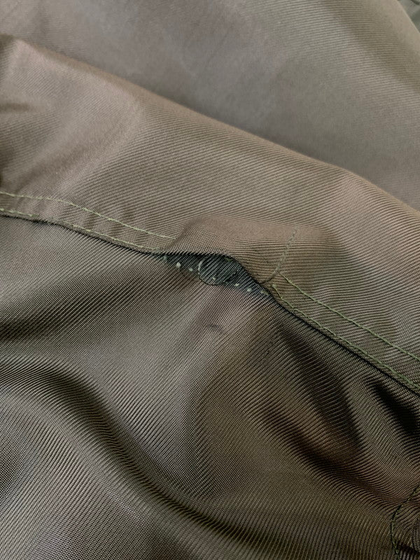 【現状渡し品】【メンズ】 U.S.AIR FORCE ウーエスエアフォース CWU-45P FLIGHT JACKET フライトジャケット 146-250503-ks-16-min サイズ:不明 カラー:オリーブ 万代Net店