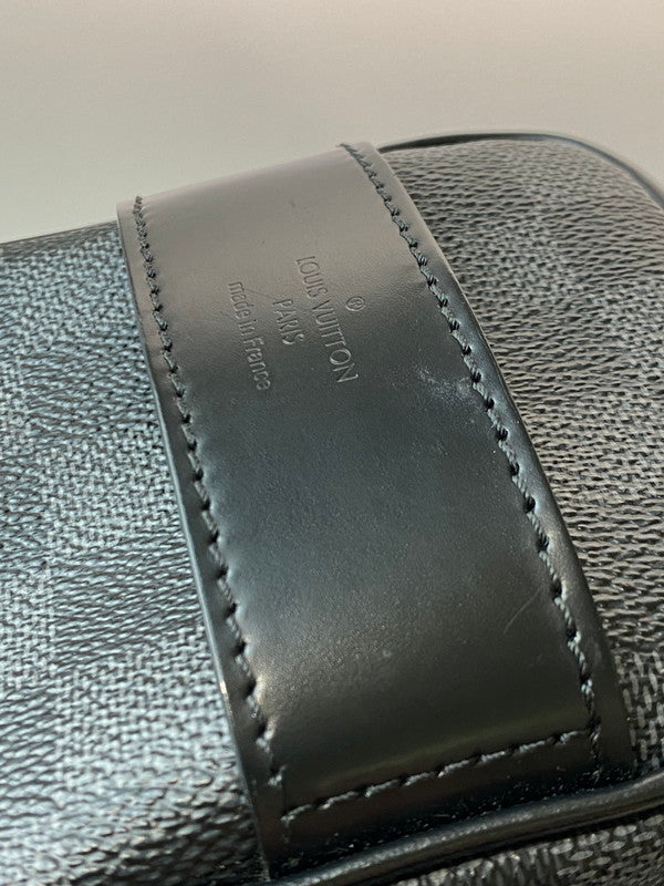 【中古品】【メンズ/レディース】 LOUIS VUITTON ルイ・ヴィトン ダミエグラフィット トワレ ポーチ N47625 BA2105 179-250517-yn-20-min カラー:ブラック 万代Net店