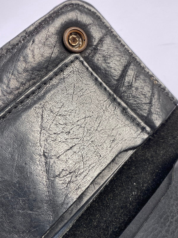 【中古品】【メンズ/レディース】 KELLY'S LEATHER ケリーズ レザー コンチョ付き二つ折財布 メンズ ウォレット 201-250723-em-05-min カラー:ブラック 万代Net店