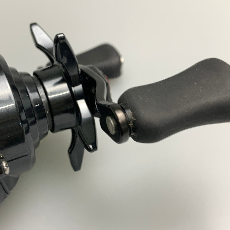 【中古品】 DAIWA ダイワ 20タトゥーラ SV TW 103SHL リール 釣り具 134-260309-SH-04-min 万代Net店