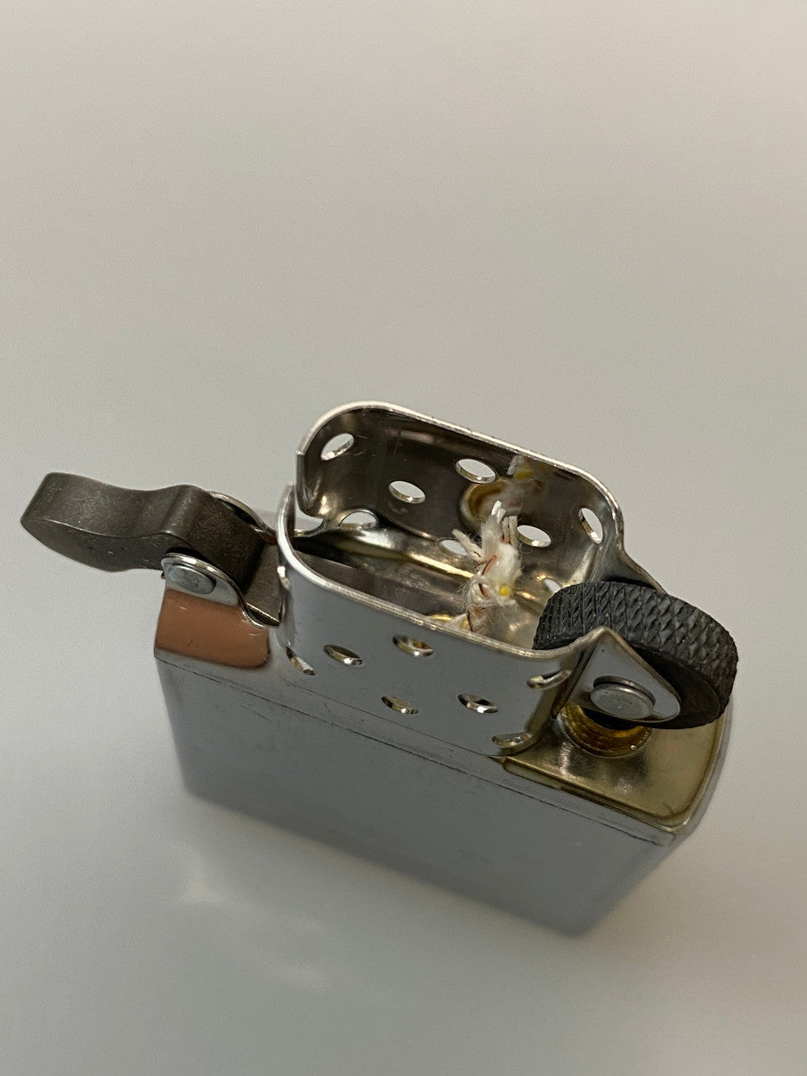 【中古美品】【メンズ】 ジッポ HD-46678 HARLEY-DAVIDSON ハーレーダビッドソン 喫煙グッズ オイルライター 206-250921-AS-19-min カラー:ブラック/ゴールド 万代Net店