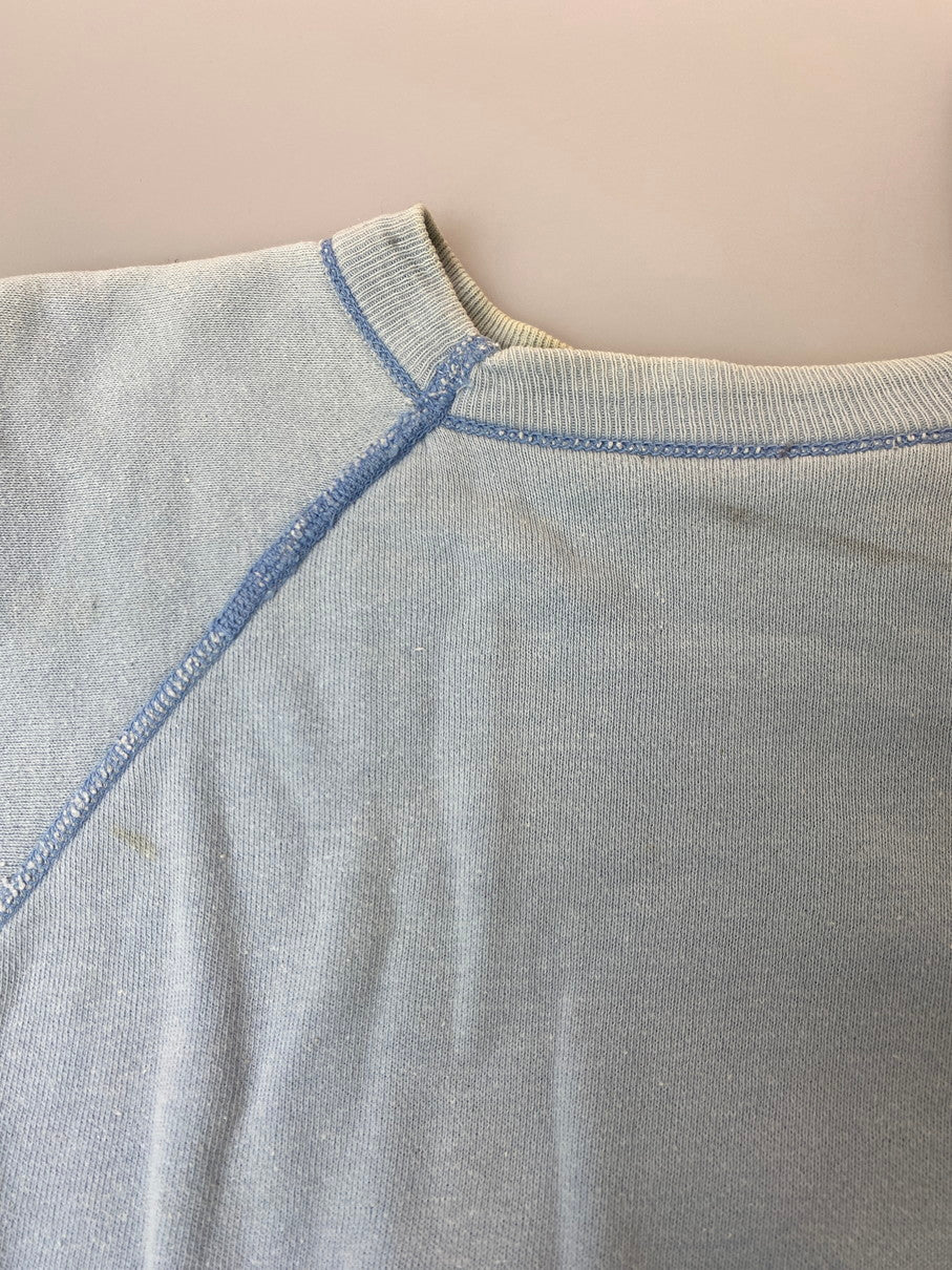 【現状渡し品】【メンズ】 Champion チャンピオン 60's MISSOURI UNIVERSITY SWEATSHIRT 60年代 ラグランスリーブスウェットシャツ トレーナー 大文字ランタグ前期 3段フロッキー トップス 146-251022-yn-06-min サイズ:M カラー:ライトブルー 万代Net店