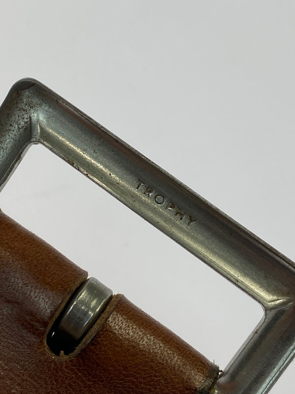 【中古品】【メンズ】 TROPHY CLOTHING トロフィークロージング INDUSTRIAL IRON BUCKLE LEATHER BELT インダストリアル アイアンバックル レザーベルト 革 205-260512-em-15-min カラー:ブラウン 万代Net店