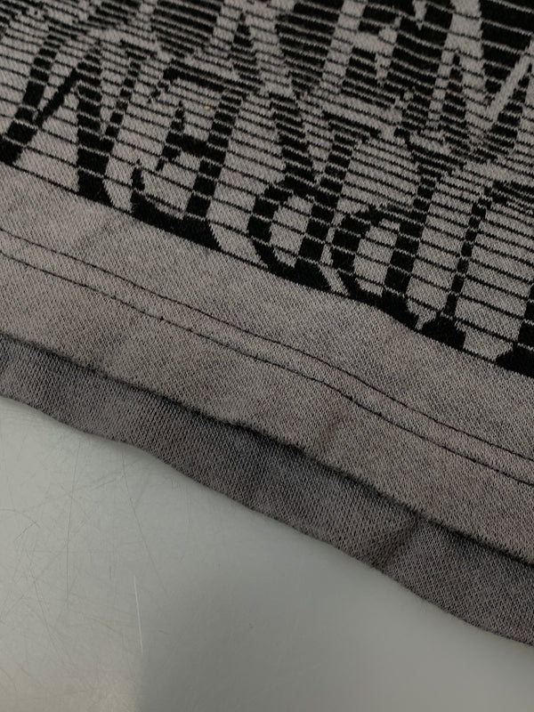 【中古品】【メンズ】 SUPREME シュプリーム TEXT STRIPE JACQUARD TEE テキスト ストライプ ジャカード ティー メンズ 半袖 Tシャツ 149-260625-hu-14-min サイズ:L カラー:ブラック/グレー 万代Net店