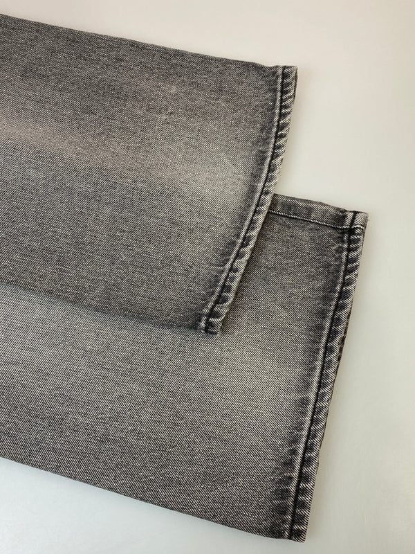 【中古品】【メンズ】 GRAPHPAPER グラフペーパー SELVAGE DENIM FIVE POCKET WIDE STRAIGHT PANTS GU251-40184LB セルビッチ デニム ファイブ ポケット ワイド ストレート パンツ ボトムス 151-260804-yn-08-min サイズ:1 カラー:グレー 万代Net店