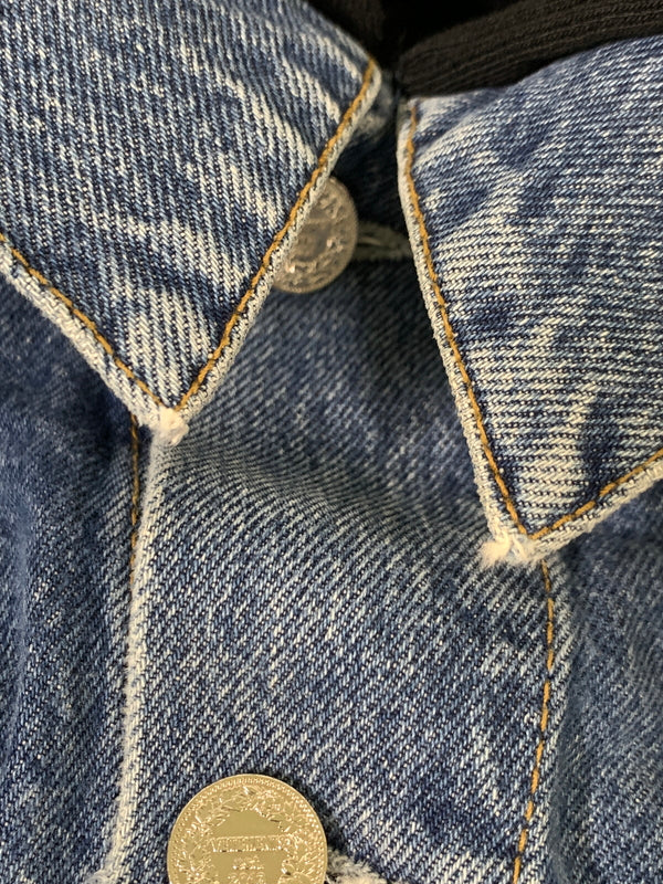 【中古品】【メンズ】 VETEMENTS ヴェトモン ARTISANAL HOODED DENIM JACKET SS20JA109 アーティザナル フーデッド デニム ジャケット メンズ アウター Gジャン 141-260925-em-17-min サイズ:S カラー:インディゴ 万代Net店