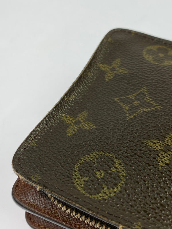 【中古品】【メンズ/レディース】 LOUIS VUITTON ルイ・ヴィトン モノグラム コンパクト・ジップ M61667 二つ折り財布 ウォレット 179-261008-em-05-min カラー:ブラウン 万代Net店