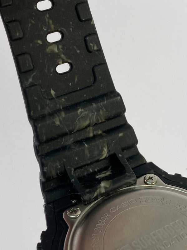 【中古品】【メンズ】 G-SHOCK ジーショック × SURFRIDER FOUNDATION サーフライダーファウンデーション G-5600SRF-1JR 5600 SERIES TOUGH SOLAR DIGITAL WATCH タフ ソーラー デザイン ウォッチ 腕時計 時計 196-261027-jt-13-min カラー:ブラック/マーブル 万代Net店