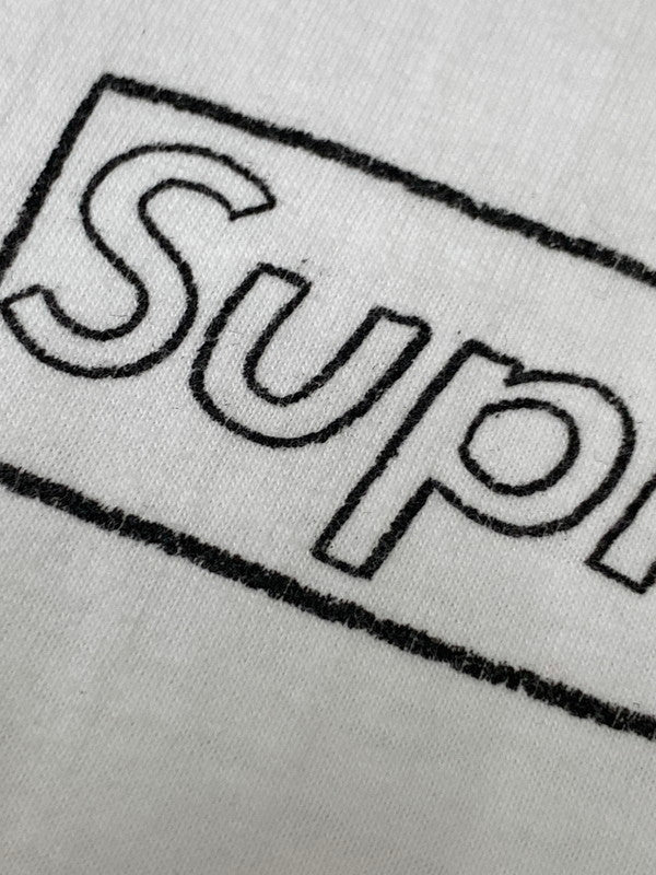 【中古品】【メンズ】 SUPREME × KAWS シュプリーム カウズ CHALK LOGO TEE チョークロゴ Tシャツ 半袖 ショートスリーブ トップス 149-261027-hu-28-min サイズ:L カラー:ホワイト 万代Net店
