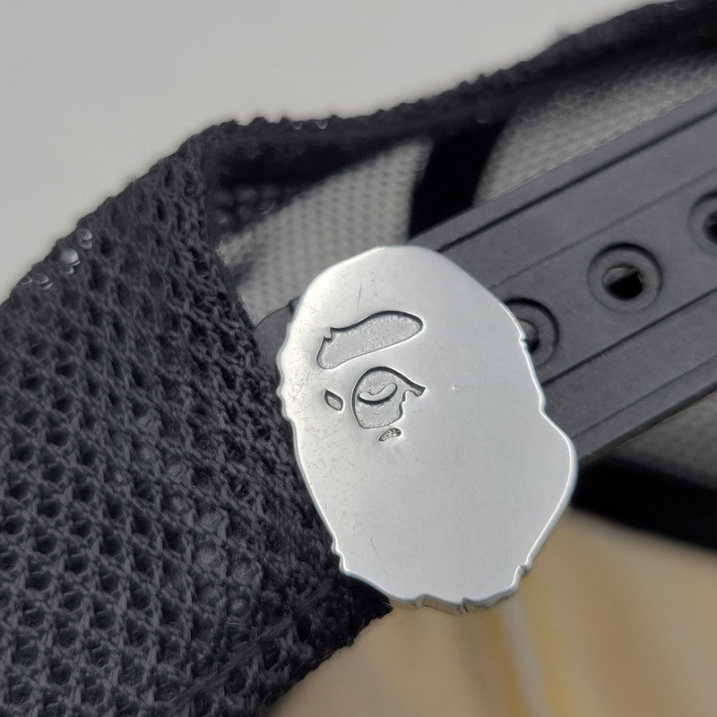 【中古品】【メンズ/レディース】 A BATHING APE アベイシングエイプ MESH CAP 001CPI251001M メッシュキャップ 帽子 185-250618-as-32-izu サイズ:F カラー:ブラック×ホワイト 万代Net店