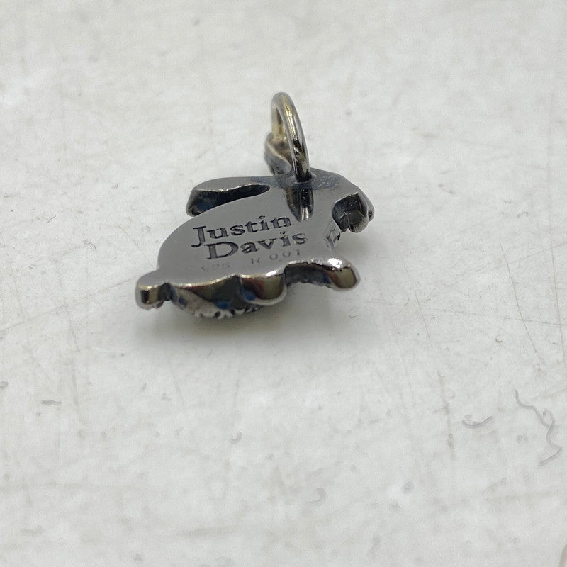 【中古品】【メンズ/レディース】 Justin Davis ジャスティンデイビス LUCKY B PENDANT TOP ラッキー ラビット ルビー ペンダントトップ SPJ180 ネックレス アクセサリー 192-251212-yn-06-izu カラー:ブラックフィニッシュBLACK 万代Net店
