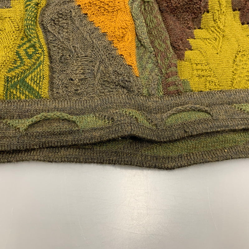 【中古品】【メンズ】 COOGI クージー 3D V-NECK KNIT SWEATER Vネック ニット セーター トップス 146-260324-kh-04-izu サイズ:L カラー:マルチ 万代Net店