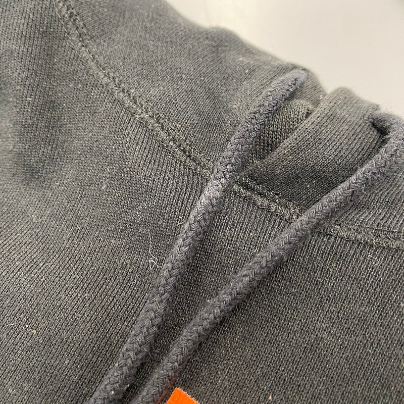 【中古品】【メンズ】 BLACK EYE PATCH ブラックアイパッチ LABEL PACK HOODIE ラベル パック フーディー トップス スウェット 142-260331-ya-01-izu サイズ:S カラー:BLACK 万代Net店