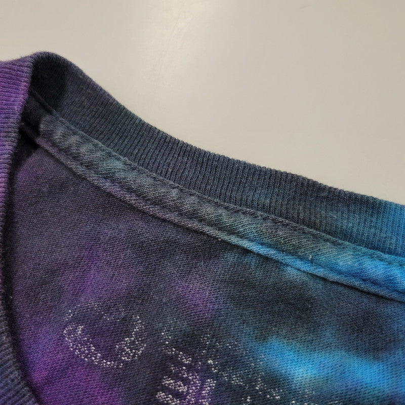 【中古品】【メンズ】 LIQUID BLUE リキッドブルー ALICE IN WONDERLAND SILHOUETTE S/S TEE TIE-DYE アリスインワンダーランド 半袖 Tシャツ 146-260522-ka-02-izu サイズ:S カラー:マルチ 万代Net店