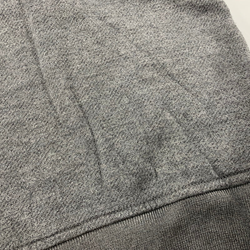 【中古品】【メンズ】 LOUIS VUITTON ルイ・ヴィトン LV LOGO LEATHER PATCH ZIPUP HOODED SWEAT SHIRT RM142Q H6Y51WJUH LVロゴ レザーパッチ ジップアップ フーディー パーカー 179-260516-as-11-izu サイズ:M カラー:グレー 万代Net店