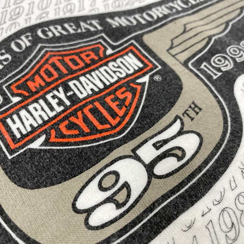 【中古品】【メンズ】 HARLEY DAVIDSON ハーレーダビッドソン 1903-1998 95TH EMBLEM PRINT S/S TEE プリント ショートスリーブ Tシャツ USA製 半袖 トップス 146-260607-as-31-izu サイズ:L カラー:ホワイト 万代Net店