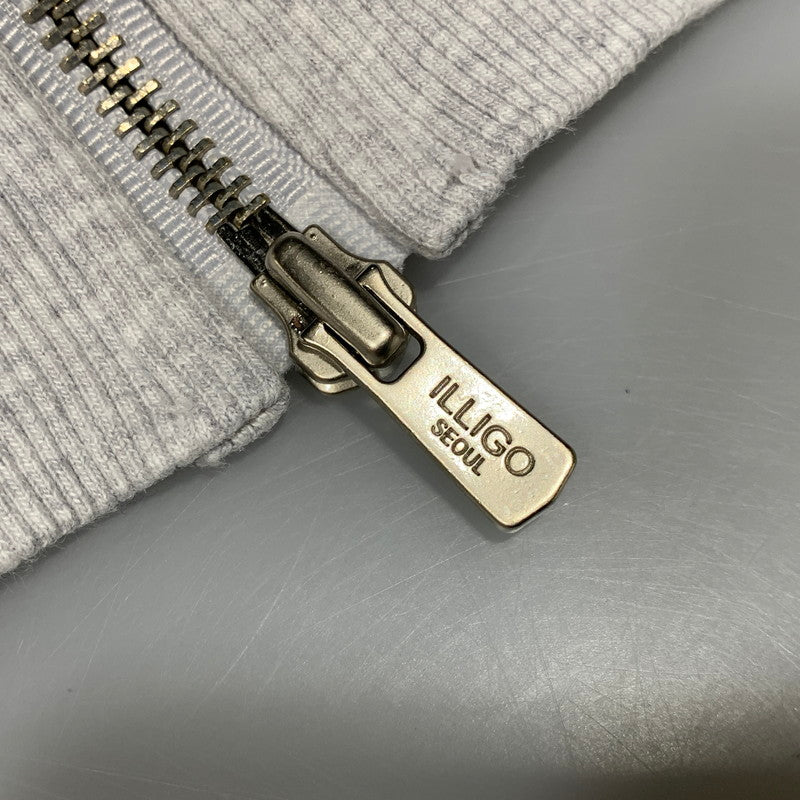 【中古品】【メンズ】 ILLIGO イリゴ 24AWOUT09 129 LOGO PATCH HOODED ロゴ パッチ フーデッド パーカー トップス 141-260627-kh-09-izu サイズ:M カラー:グレー 万代Net店