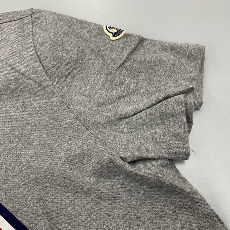 【中古品】【メンズ】 MONCLER モンクレール E20918048250 国内正規 MAGLIA T-SHIRT マグリア Tシャツ トップス 半袖 141-260615-cs-07-izu サイズ:L カラー:グレー 万代Net店