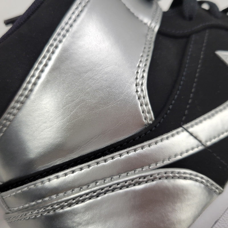 【中古品】【メンズ】 NIKE ナイキ AIR JORDAN 1 MID 554724-057 エア ジョーダン 1 ミッド スニーカー 靴 160-261010-as-15-izu サイズ:27cm カラー:BLACK/GYM RED-METALIC SILVER 万代Net店