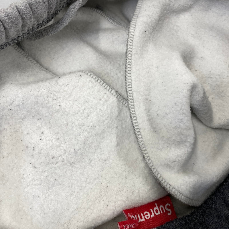 【中古品】【メンズ】 SUPREME シュプリーム 21AW S-LOGO SPLIT SWEATPANT Sロゴ スプリット スウェットパンツ ボトムス ズボン 149-261028-cs-14-izu サイズ:L カラー:グレー 万代Net店