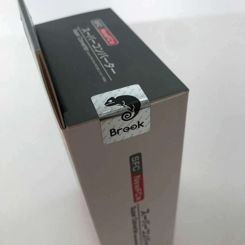 【中古美品】 未使用 SFC NewFC用 スーパーコンバーター (Switch PS5 PS4 PS3用コントローラ対応) - SFC NewFC ゲーム 023-250728-mh-14-fuz 万代Net店