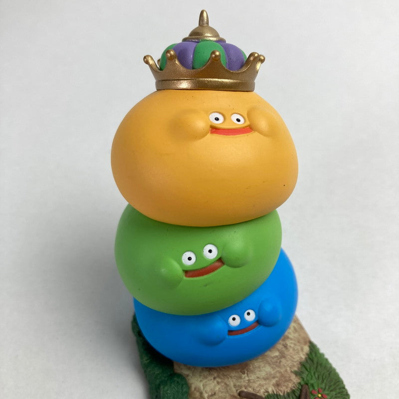 【中古美品】 現状渡し ドラゴンクエスト モンスターヴィネット フィギュア スライムタワー&キングスライム&べスキング&スライムベホマズン おもちゃ 052-241228-mh-06-fuz 万代Net店