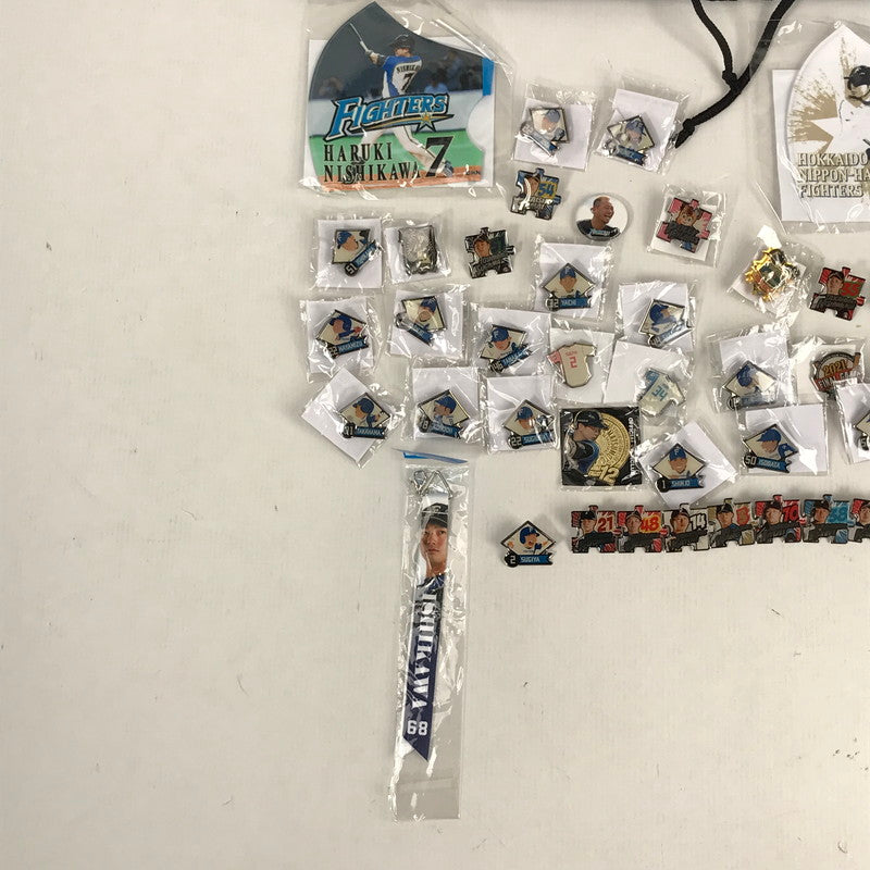 【中古品】 日本ハムファイターズ グッズ まとめ エフタン貯金箱 ピンバッチ ジャンバー 他 123-260817-NY-07-fuz 万代Net店
