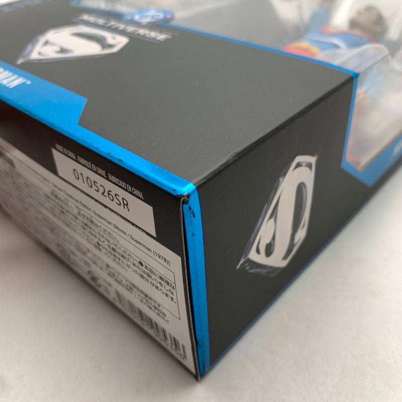 【中古品】 未開封 スーパーマン デラックス・シアトリカル・エディション DCマルチバース 7インチ・アクションフィギュア フィギュア ※ブリスター部分破れあり 055-260909-io-54-fuzh 万代Net店