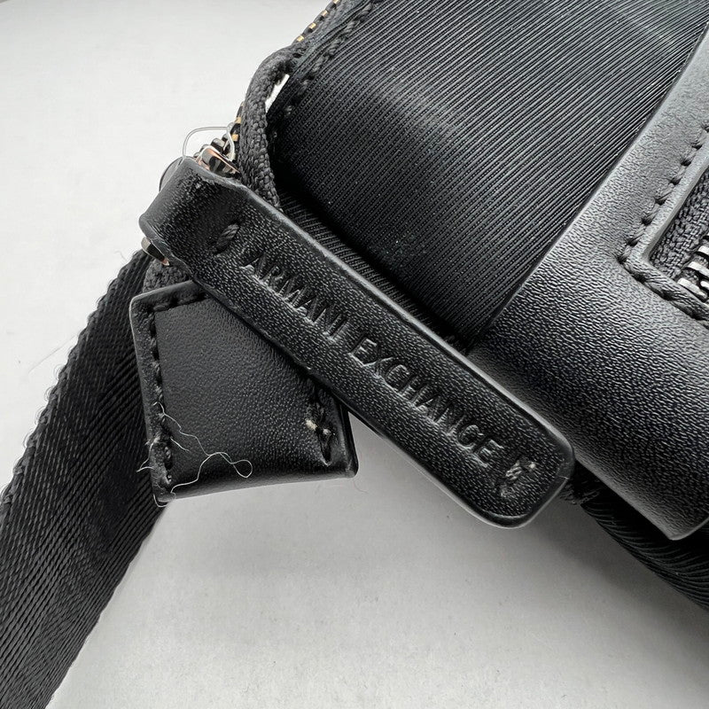 【中古品】【メンズ】 ARMANI EXCHANGE アルマーニエクスチェンジ ショルダーバック BLACK/本体のみ ※キズ、使用感有 カバン 188-261029-ky-06-fuzh 万代Net店