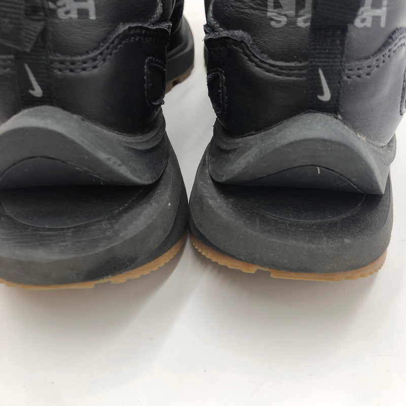 【中古品】【メンズ】 × SACAI サカイ 別注 コラボ VAPORWAFFLE/SACAI BLACK GUM DD1875-001 ベイパーワッフル スニーカー 靴 160-250402-kk-12-tei カラー:BLACK/OFF NOIR-OFF NOIR 万代Net店