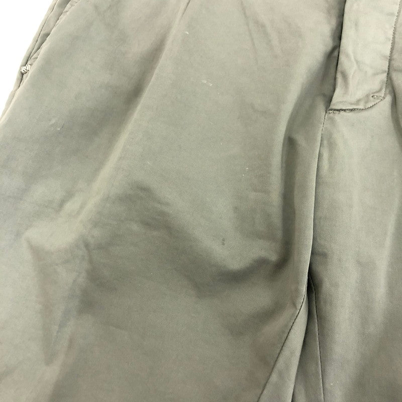 【中古品】【メンズ】 ENTRE AMIS アントレアアミ CENTER PRESS SLACKS スラックス ボタンフライ コットンパンツ チノパン テーパード タグ付き 158-250422-nm-02-tei サイズ:35 カラー:カーキ/オリーブ系 万代Net店