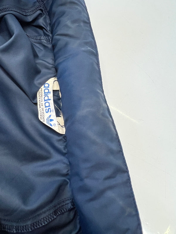 【中古品】【メンズ】 ADIDAS アディダス ADS-200 80’S 三角タグ デサント製 トレフォイル ナイロンジャケット ライトアウター ヴィンテージ 148-261002-AS-68-hon サイズ:下記参照 カラー:ネイビー 万代Net店