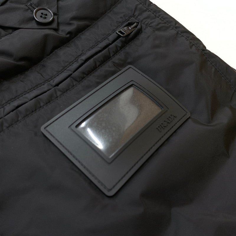 【中古品】【メンズ】 PRADA プラダ RE NYLON 三角ロゴ トライアングルプレート パファージャケット SGN955 S191 1WQ9 2022 メンズ ダウンジャケット 141-251214-ts-05-tei サイズ:48 カラー:ブラック 万代Net店