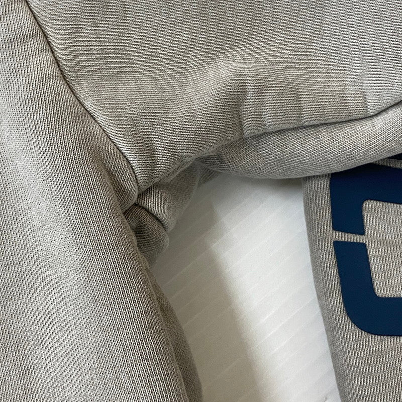 【中古品】【メンズ】 FEAR OF GOD ESSENTIALS フィアーオブゴッド エッセンシャルズ HEAVY FLEECE CROPPED SWEATSHIRT 253METSW05 ヘビー フリース クロップド スウェットシャツ トップス トレーナー 142-260508-ks-08-tei サイズ:L カラー:グレー 万代Net店