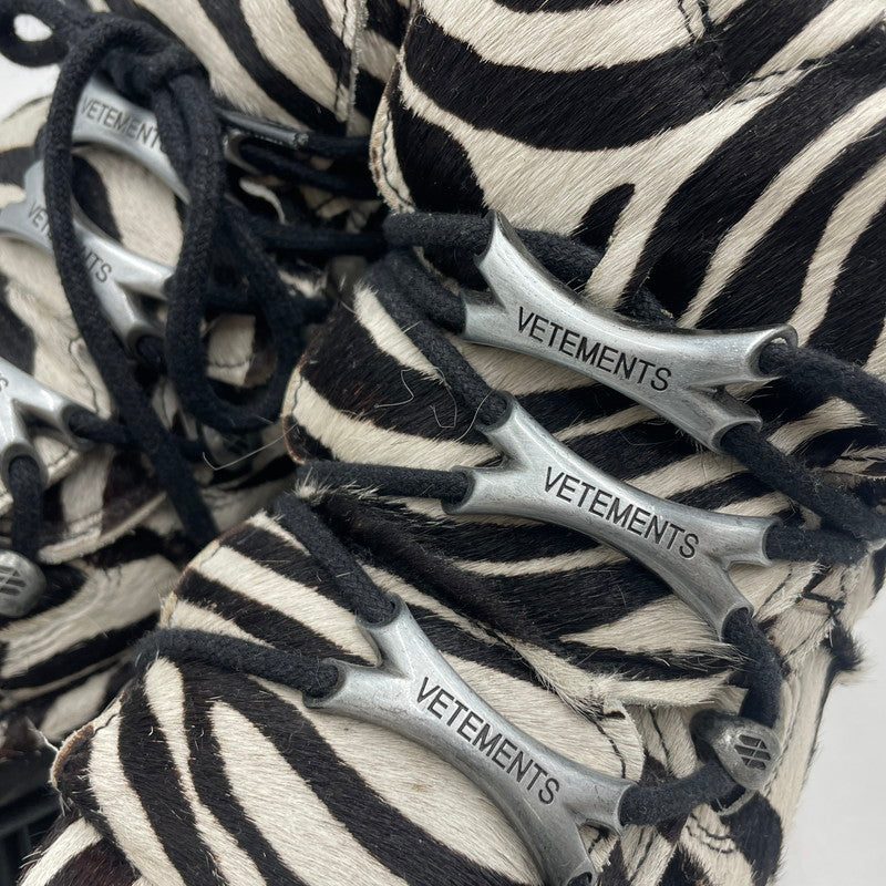 【中古品】【メンズ】 VETEMENTS ヴェトモン × NEWROCK ニューロック 別注 コラボ PLATFORM SNEAKERS "ZEBRA" プラットフォーム スニーカー ゼブラ 靴 シューズ 162-260604-yo-04-tei サイズ:42 カラー:ゼブラ 万代Net店