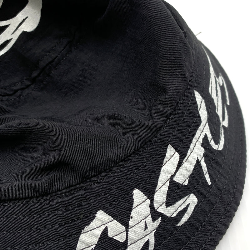 【中古品】【メンズ】 CROOKS&CASTLES クルックスアンドキャッスルズ × FUTURA フューチュラ 別注コラボ REVERSIBLE BUCKET HAT リバーシブル バケットハット 帽子 185-260730-yo-15-tei サイズ:不明 カラー:ブラック 万代Net店