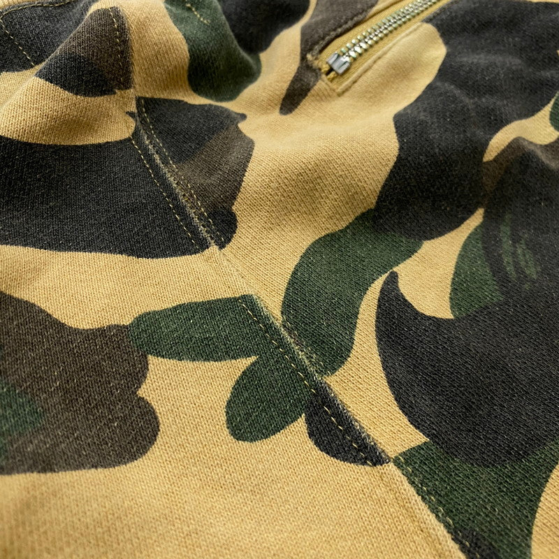 【現状渡し品】【メンズ】 A BATHING APE ア ベイシング エイプ APE CAMO SWEAT PANTS エイプ カモ スウェット パンツ ボトムス 153-260623-sa-08-tei サイズ:L カラー:総柄 万代Net店