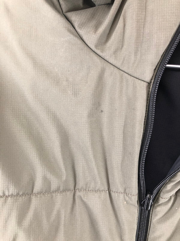 【中古品】【メンズ】 THE NORTH FACE NY82080 REVERSIBLE ANYTIME INSULATED HOODIE ノースフェイス エニタイムインサレーテッドフーディ 144-260317-ts-04-oto サイズ:不明 カラー:カーキ 万代Net店