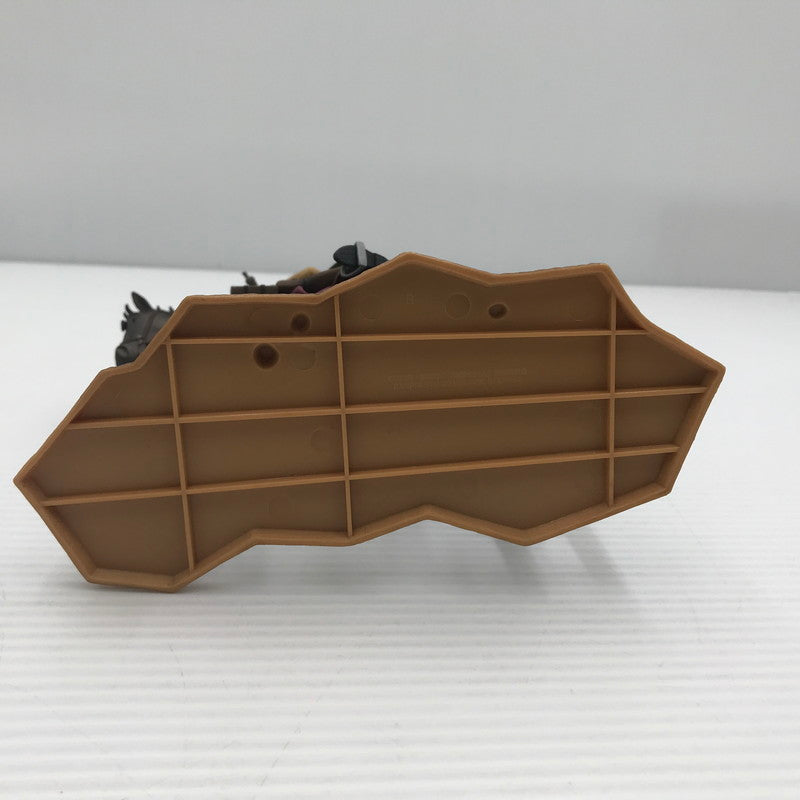 【中古品】 一番くじ 進撃の巨人 ~壁外調査女型捕縛作戦~ B賞 リヴァイ騎馬フィギュア 本体のみ キズ・汚れあり 052-260804-ti-11-tagh 万代Net店