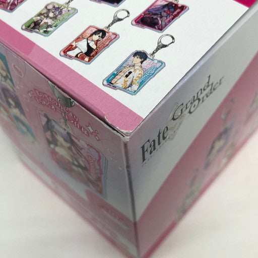 【中古美品】 外箱開封済み BANDAI オーロラアクリルキーホルダー Fate/Grand Order E BOX 054-261017-ma-02-fur 万代Net店