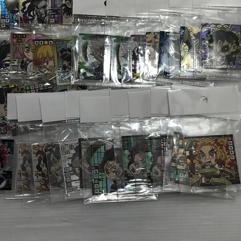 【中古品】 鬼滅の刃 シール カード 大量 セット ウエハース付属シール等 開封未開封混合 051-260609-ti-10-tag 万代Net店