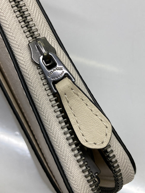 【中古美品】【メンズ/レディース】 COACH コーチ CBS95 長財布 シグネチャー コーチグラフィック ラウンドジップ ロングウォレット 長財布 (ICH) 200-260927-AS-2-hon カラー:ホワイト/ネイビー 万代Net店
