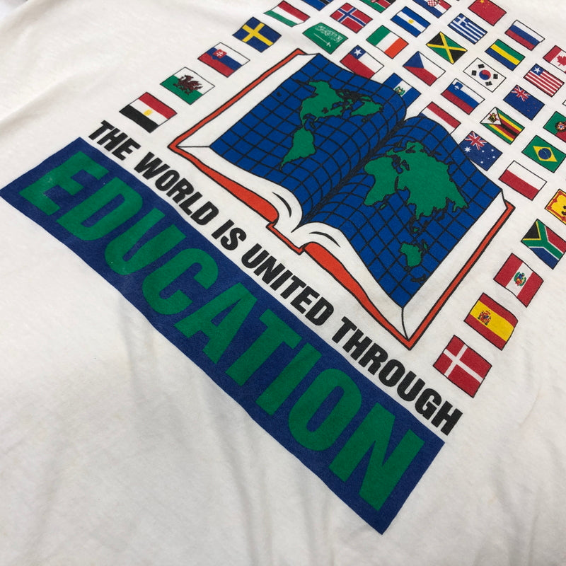 【ジャンク品】【メンズ】 LE PAYS INTERNATIONAL ル ペイ インターナショナル 90S THE WORLD IS UNITED THROUGH EDUCATION S/S TEE 半袖Tシャツ トップス 146-260713-hn-10-fur サイズ:XL カラー:ホワイト 万代Net店