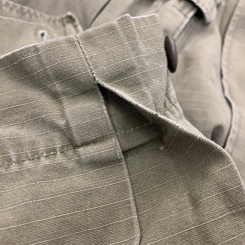 【中古品】【メンズ】 U.S.ARMY ユーエスアーミー 8405-935-4711 DSA100-69-C-1362 COMBAT TROPICAL RIP-STOP JUNGLE FATIGUE JACKET ジャケット 146-260723-kh-11-izu サイズ:LARGE-REGULAR カラー:カーキ 万代Net店