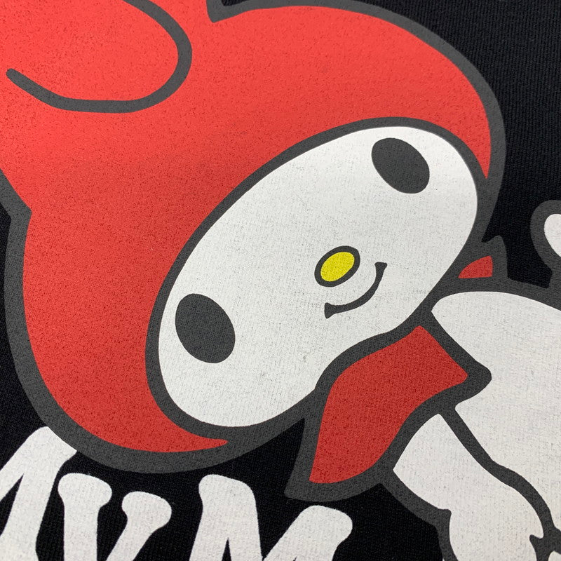 【中古美品】【メンズ】 × SANRIO CHARACTERS サンリオキャラクターズ UC2E8810 MY MELODY PRINT SS TEE マイメロディ プリント ショートスリーブ Tシャツ 半袖 トップス 140-260329-kh-02-izu サイズ:3 カラー:ブラック 万代Net店