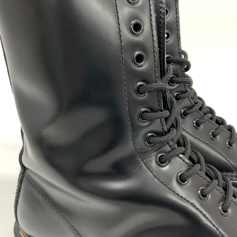 【現状渡し品】【メンズ】 Dr.Martens ドクターマーチン 1490 10 EYE BOOT レザーブーツ シューズ 靴 164-261007-rs-04-fur サイズ:UK8 (27.0cm相当) カラー:ブラック 万代Net店